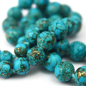 Collier de perles bleues en pierres naturelles