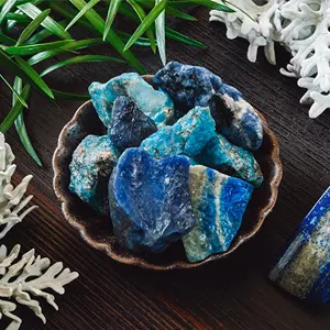 Turquoise, lapis-lazuli et tanzanite pour un mois de décembre en bleu